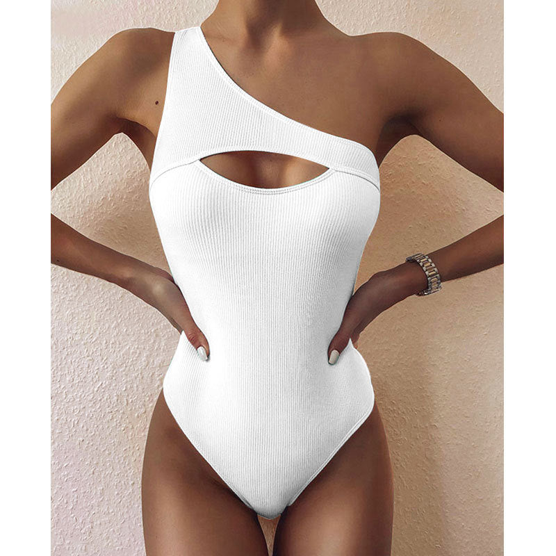 Ny bikini enfärgad baddräkt med en axel för kvinnor