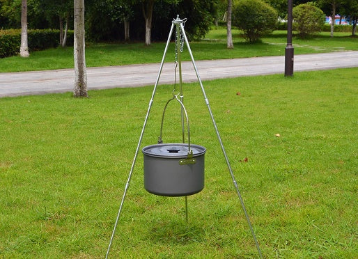 Holiday Food: Campfire Tripod for Outdoor Cooking