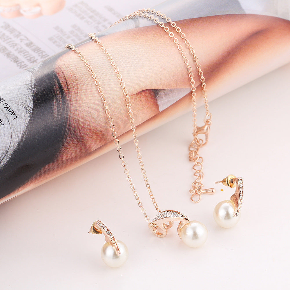2-piece Faux Pearl Necklace Set - Elegant Accessory for Any Occasion