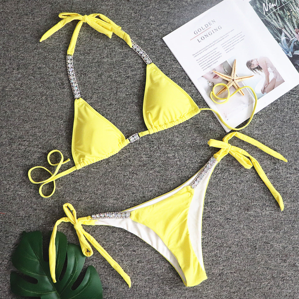 Enfärgad sexig axelbandslös bikini