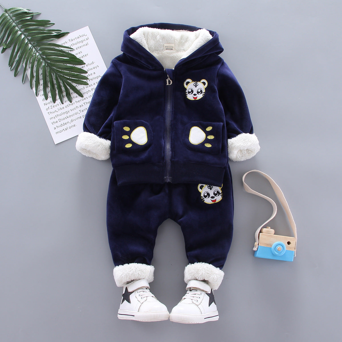 Professional Children's Clothing Sports Suit