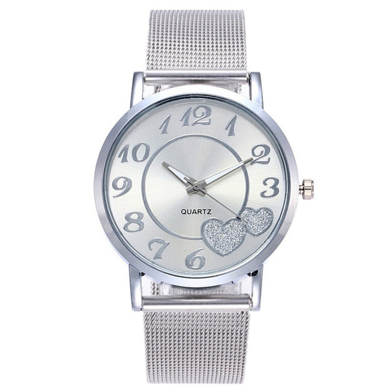 Montre de ceinture en maille d'alliage d'or en forme de coeur pour dames