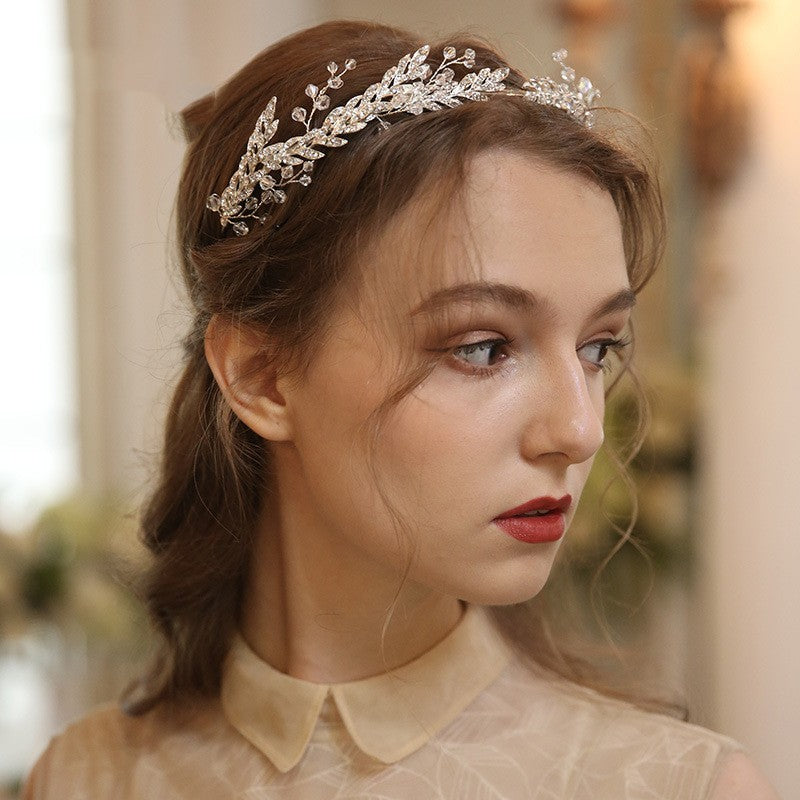Alloy Crystal Handmade Clothing Accessories - Stylish & Elegant
