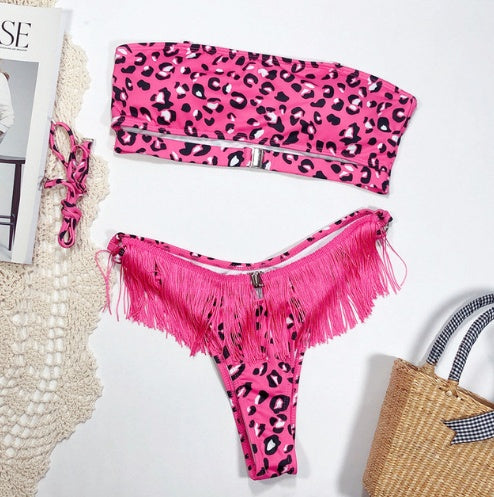 Sexiga kvinnor i bikini