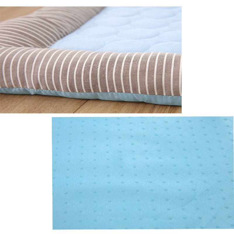 Pet Summer Cooling Mat - Cool Feeling Ice Mat for Dogs & Cats