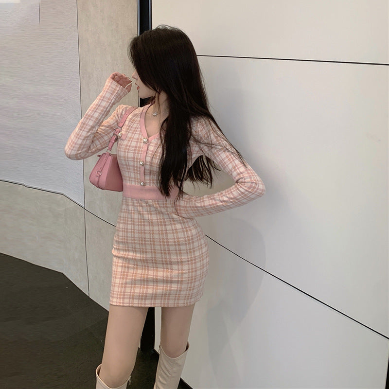 Petite robe rose à bas vent parfumé pour femme