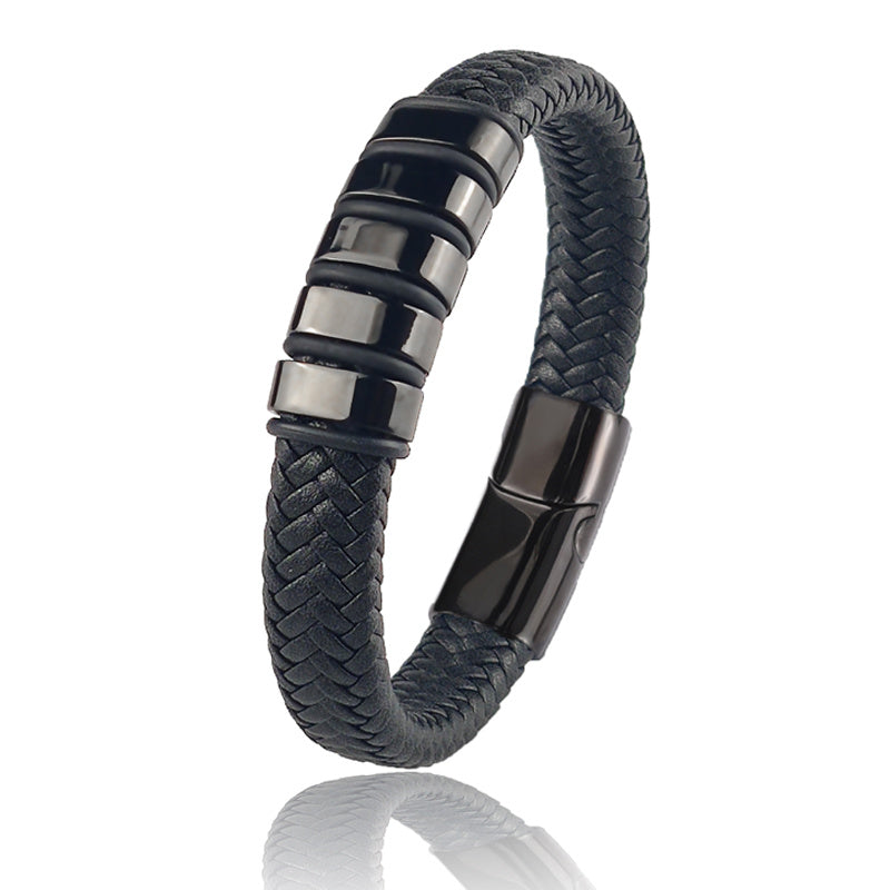 Anpassade armband med efternamn för män i rostfritt stål med läderpärlor