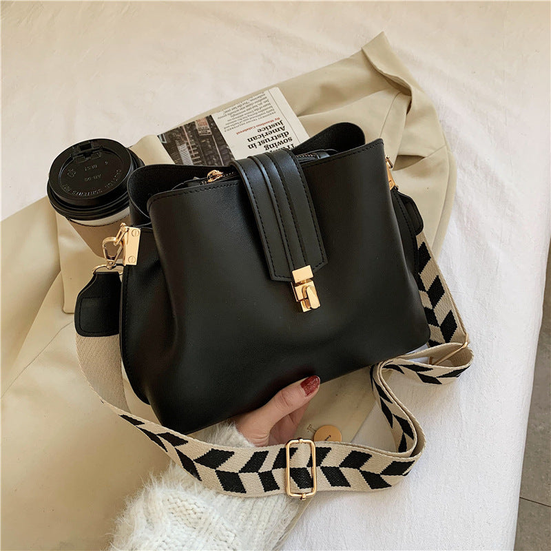 Bred axelrem Bucket Bag Enkel axelväska Diagonal