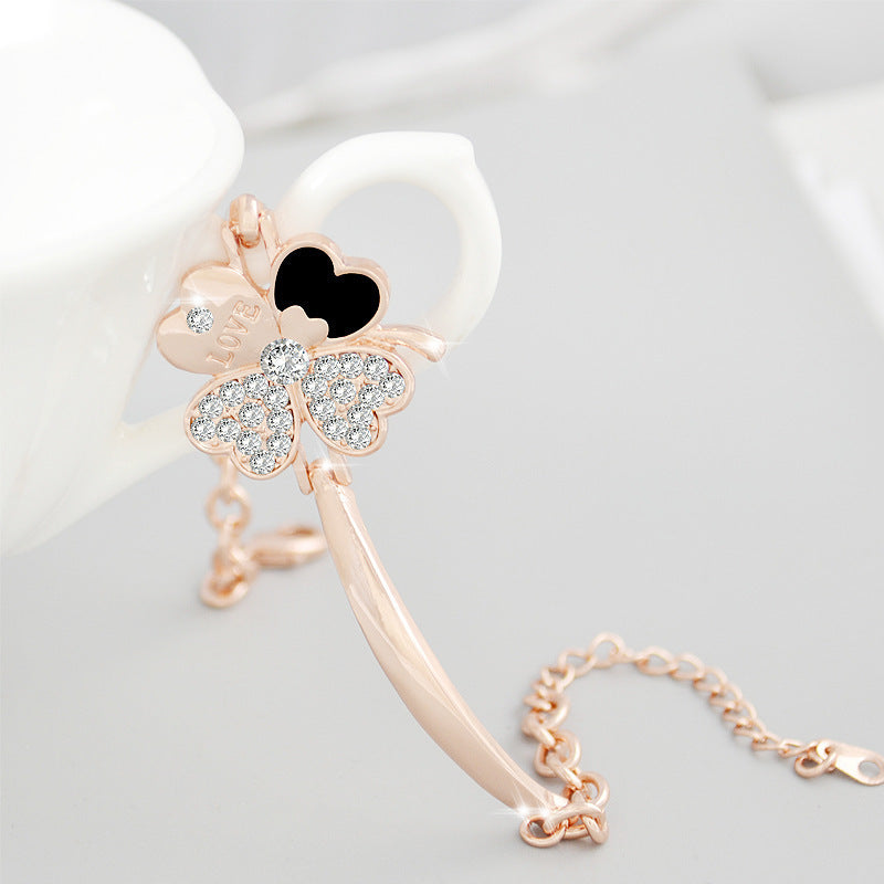Mångsidigt armband med fyrklöver i roséguld, kristall, koreanskt flerskiktat armband för kvinnor, mode för tjejer, student, fräsch och enkel, skogsavdelning
