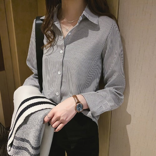 Våren Kvinnors Koreanska Style Ny Casual student tröja Bottoming skjorta Mode Loose långärmade Vertikal stridigt tröj