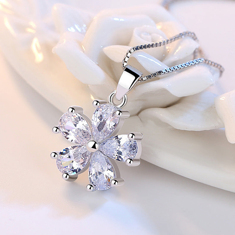 Collier pendentif fleur de prunier pour femmes, vente directe d'usine, bijoux