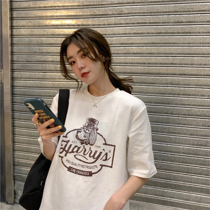 sommar ny koreansk lös tunn mångsidig bokstavstryckt student kortärmad T-shirt dam Hong Kong stil toppmode