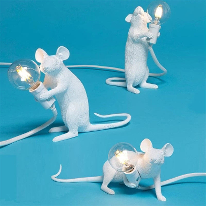 Nordic Creative Mini Animal Mouse Lamp Living Room Bedroom Clothing Store Personalized Eye Protection Gift Resin Table Lamp