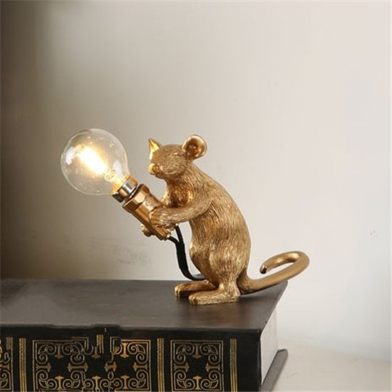 Nordic Creative Mini Animal Mouse Lamp Living Room Bedroom Clothing Store Personalized Eye Protection Gift Resin Table Lamp