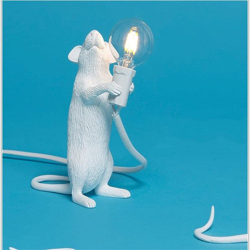Nordic Creative Mini Animal Mouse Lamp Living Room Bedroom Clothing Store Personalized Eye Protection Gift Resin Table Lamp