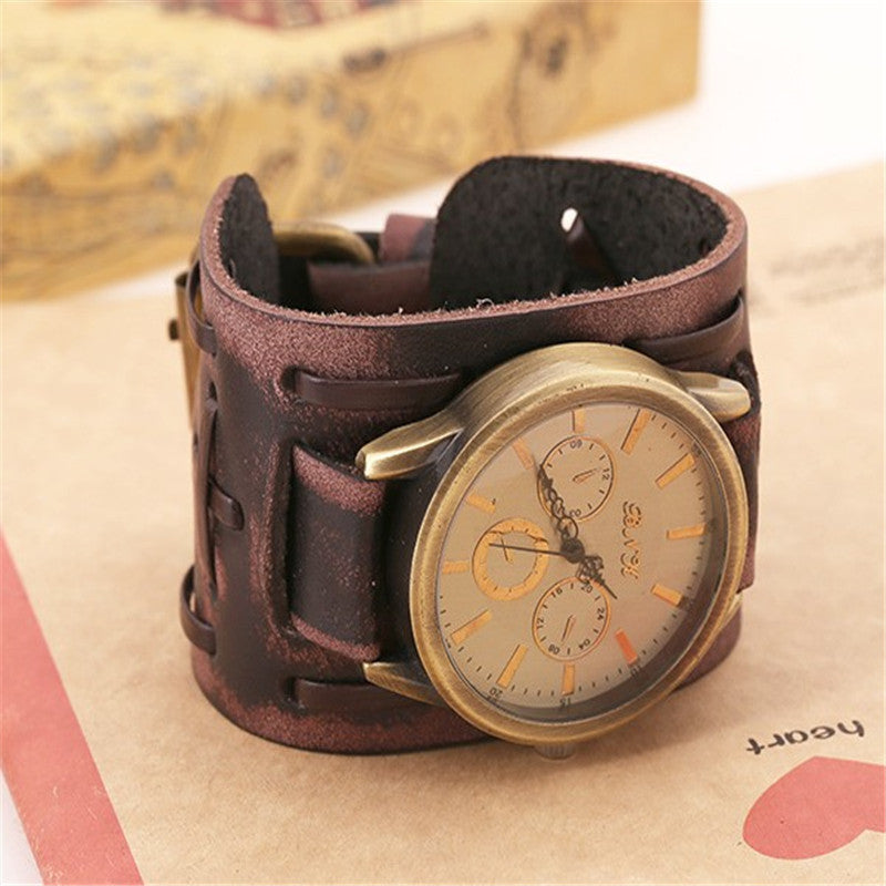 Accessoires Montres du commerce extérieur Montres rétro en cuir de vache Montres punk Montres-bracelets pour hommes