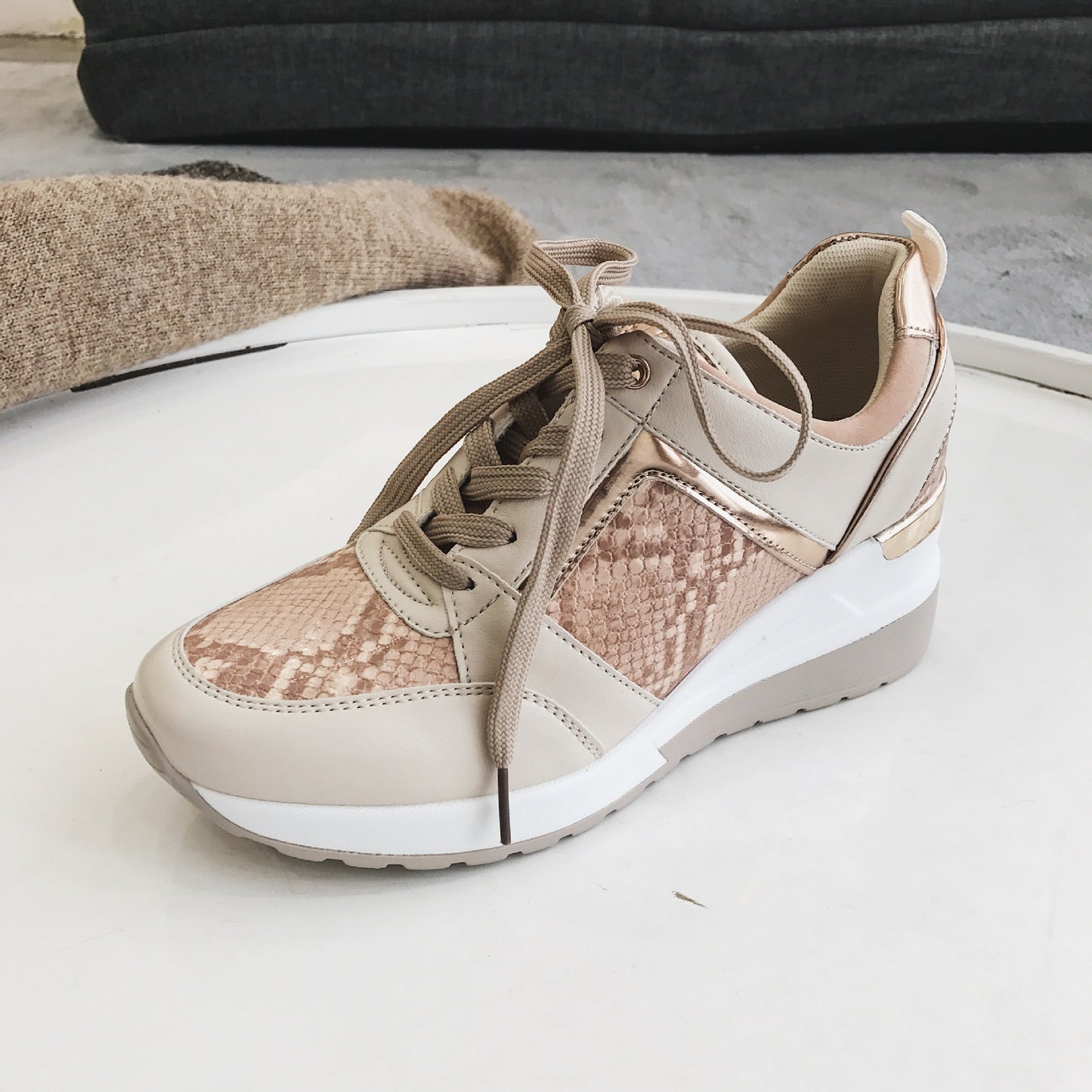 Chaussures pour femmes Style de sport chaussures simples femmes décontracté
