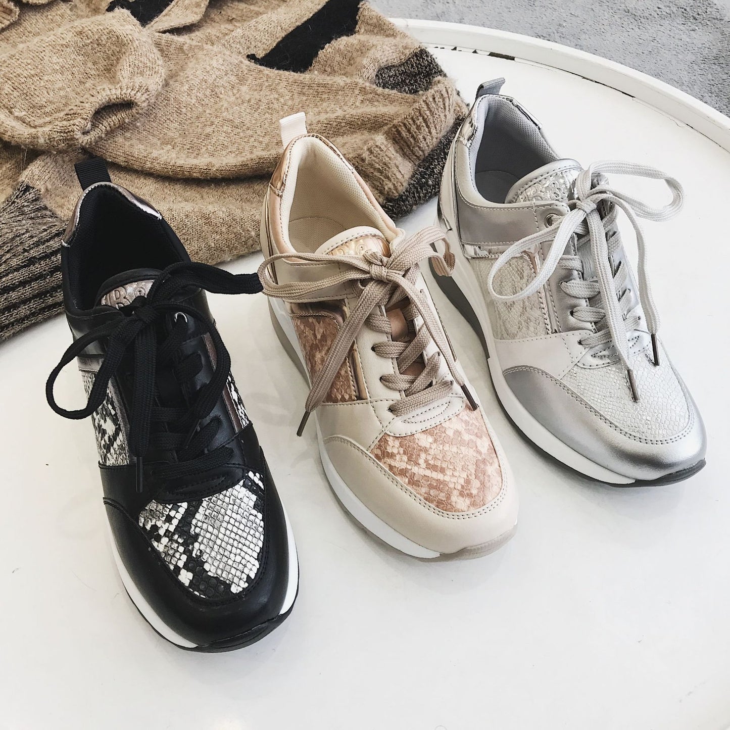 Chaussures pour femmes Style de sport chaussures simples femmes décontracté