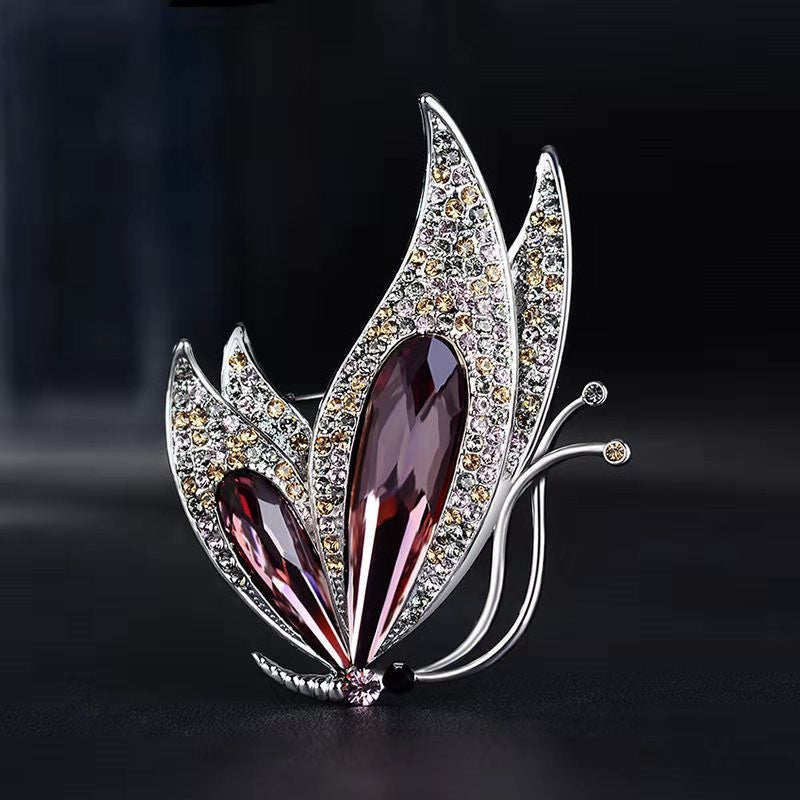 Elegant Swedish Crystal Brooch