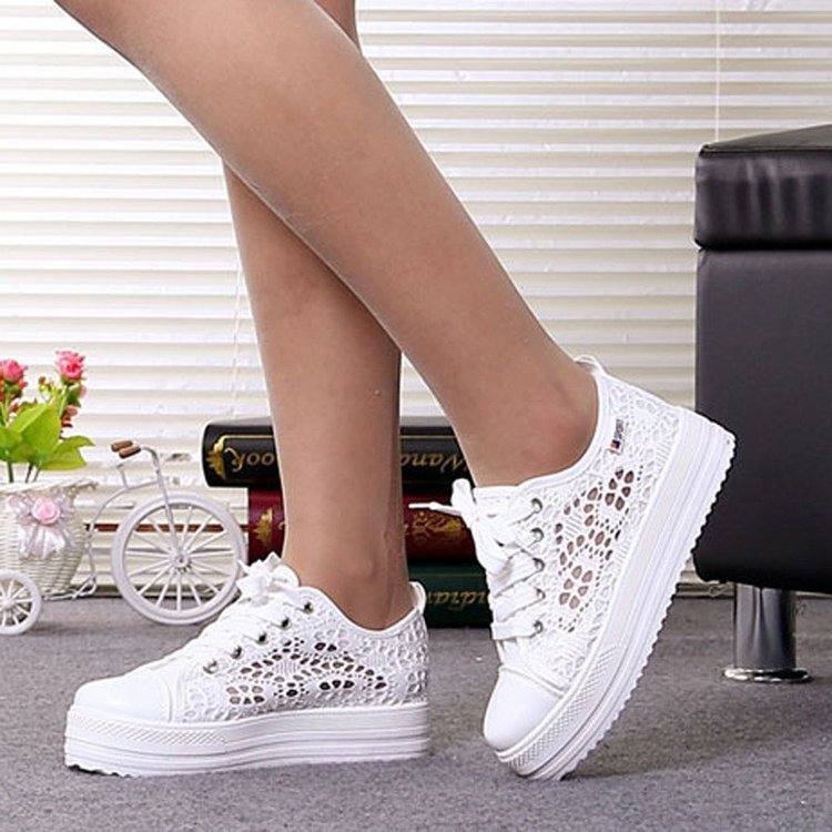 Women's Canvas Daddy Shoes - Trendy Casual Footwear - Street Style Collection