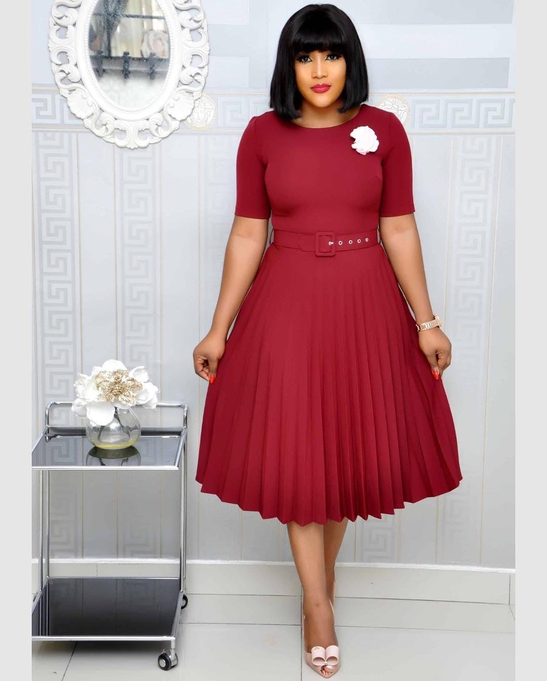 Robe de mère grande taille à col rond, robe plissée pour femme
