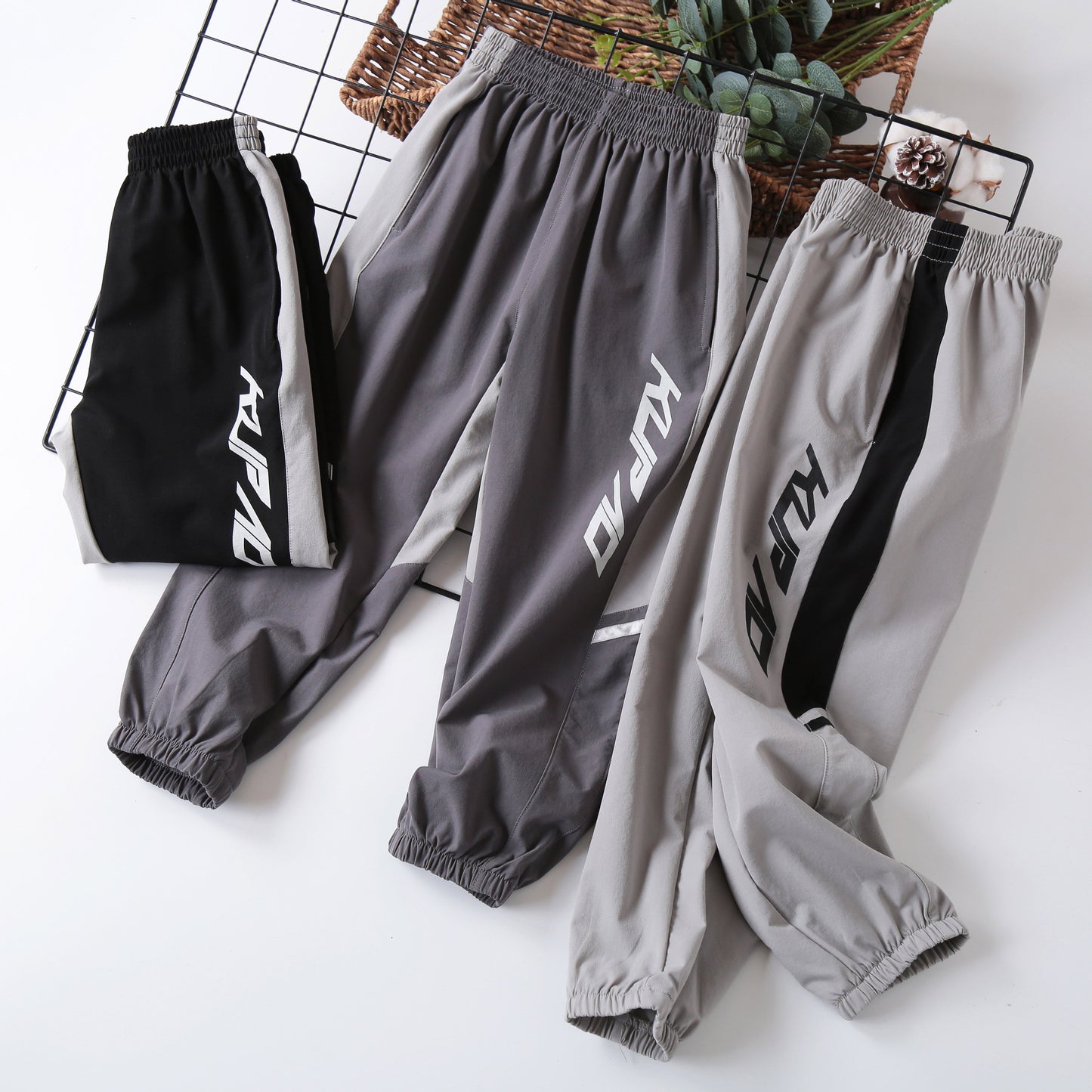 Pantalons pour garçons printemps et été minces Leggings d'épissage coréens pour enfants Zhongda Pantalons anti-moustiques pour enfants à séchage rapide