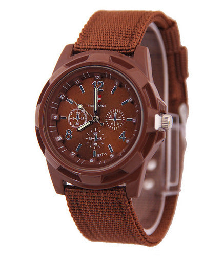 Militär Herr Gemiös Armé Sport Rund Urtavla Ny Quartz Nylonband Armbandsur