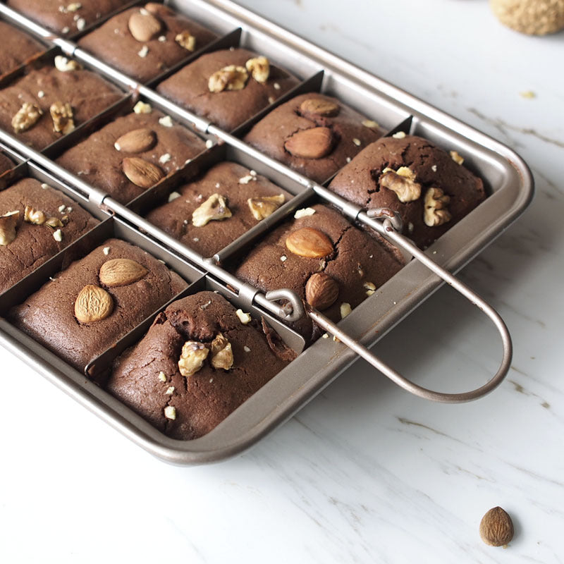 Moule à brownie, moule à gâteau, carré, cuisson du pain