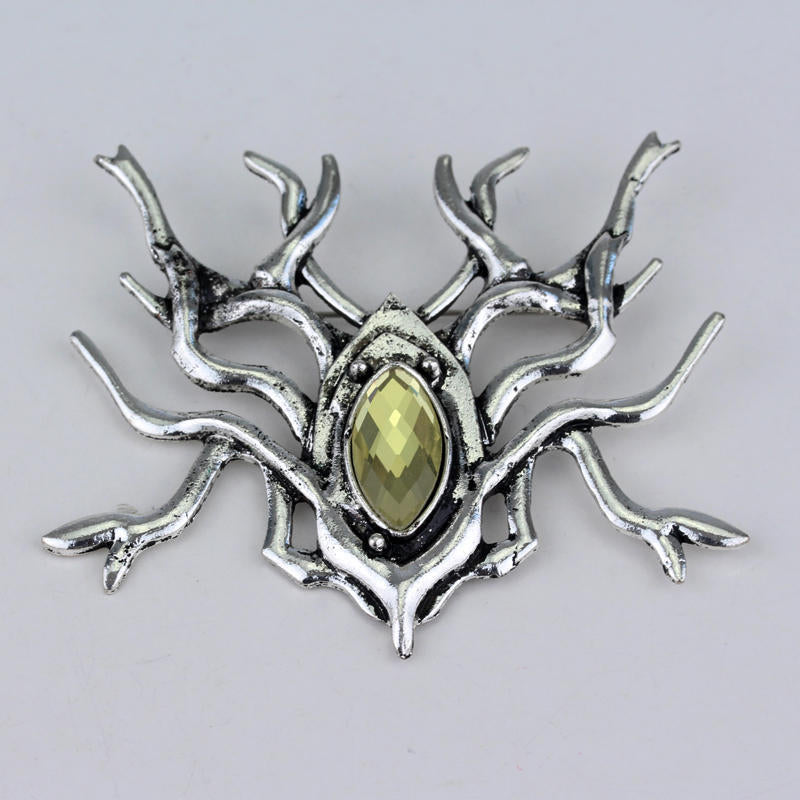 Hobbit Spider Brooch - Elegant Fantasy Accessory
