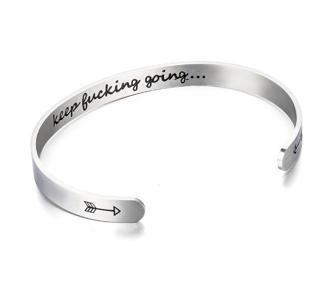 Mantra armband med citat rostfritt stål Cuff Inspirerande smycken Graduation Gåva