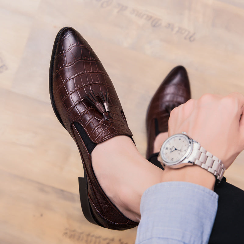 Chaussures pointues en cuir pour hommes