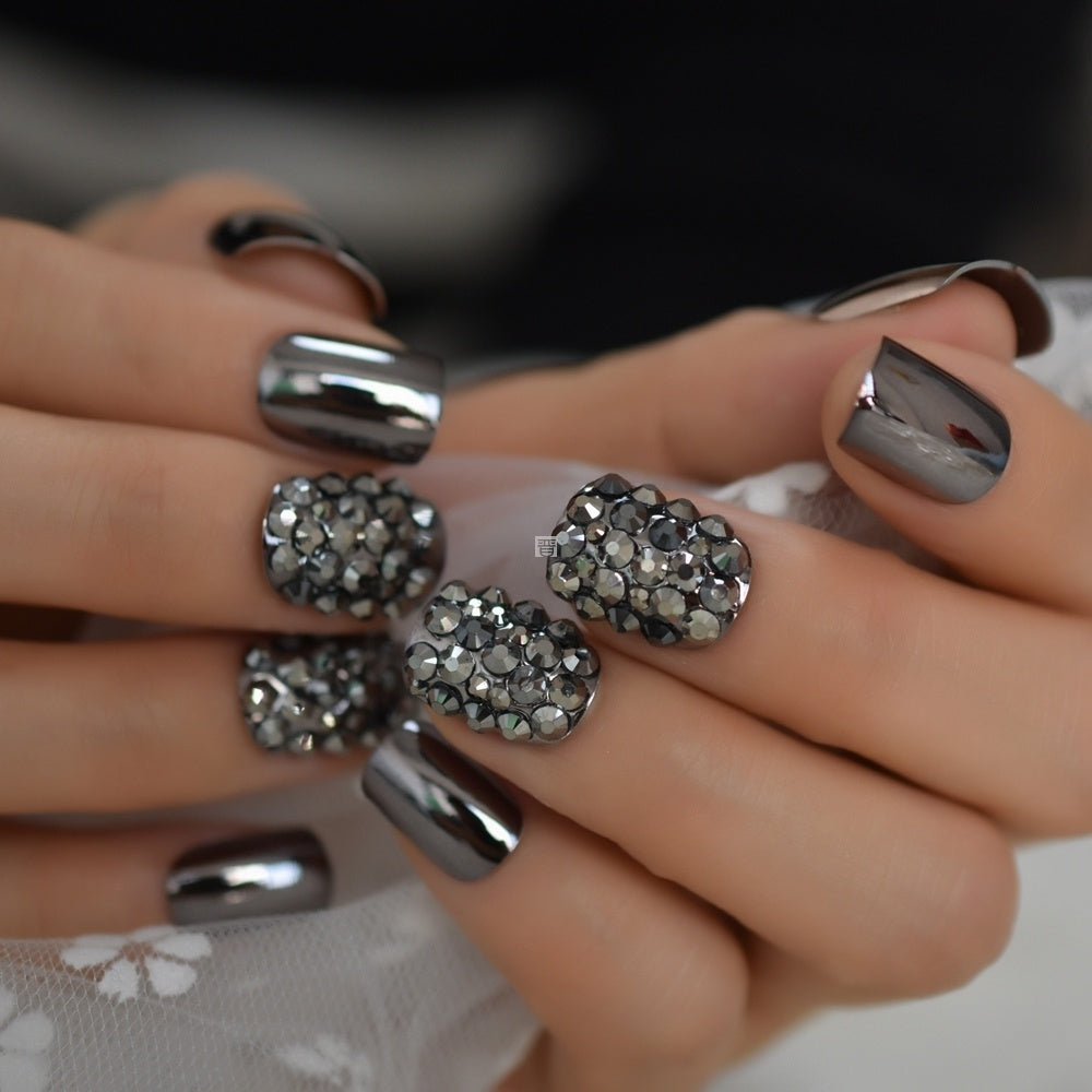 Professional Metal Press-On Nails - Women's High-Quality Collection | Realistic Shape Easy Clean