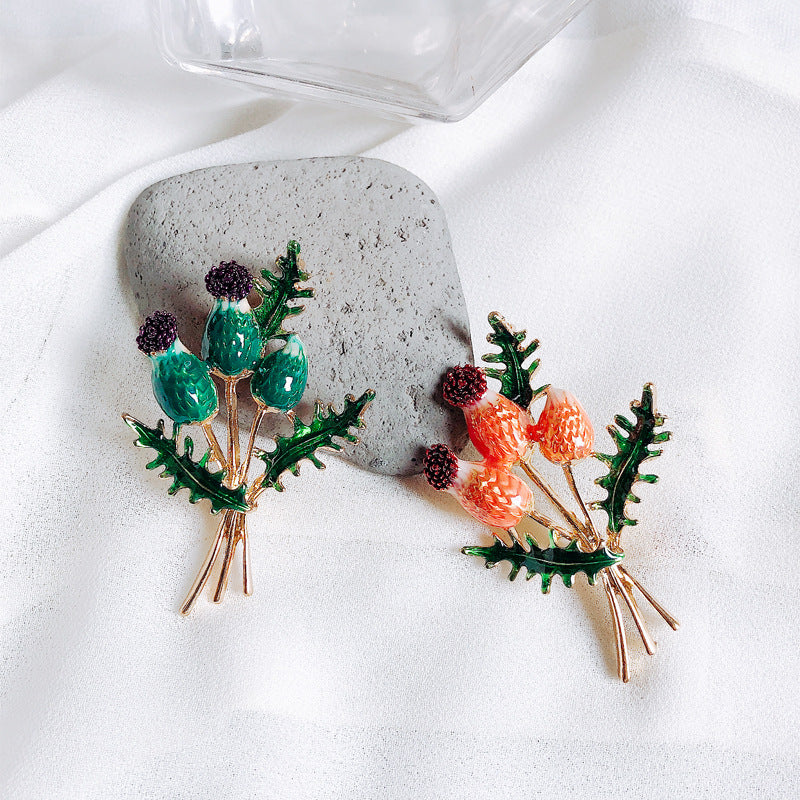 Imitation Enamel Brooch - Elegant Fashion Accessory