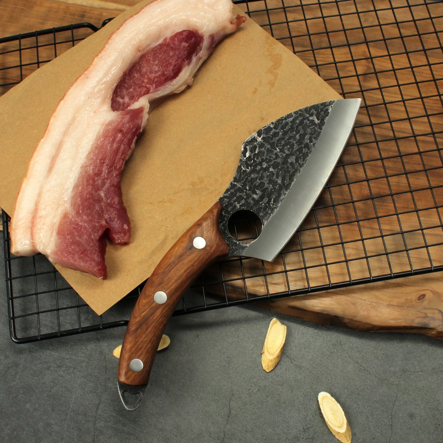 Petit couteau à désosser de cuisine forgé