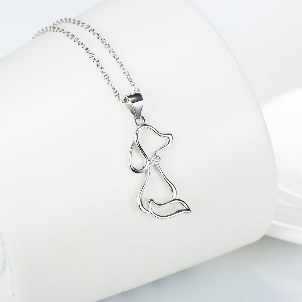 Halsband med hund i 925 sterlingsilver för damer