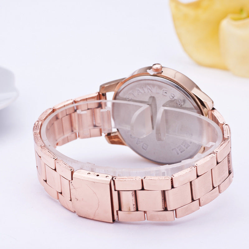 Plaque en maille cloutée de diamants Échelle de personnalité Ceinture en acier de haute qualité Montre de sport et de loisirs