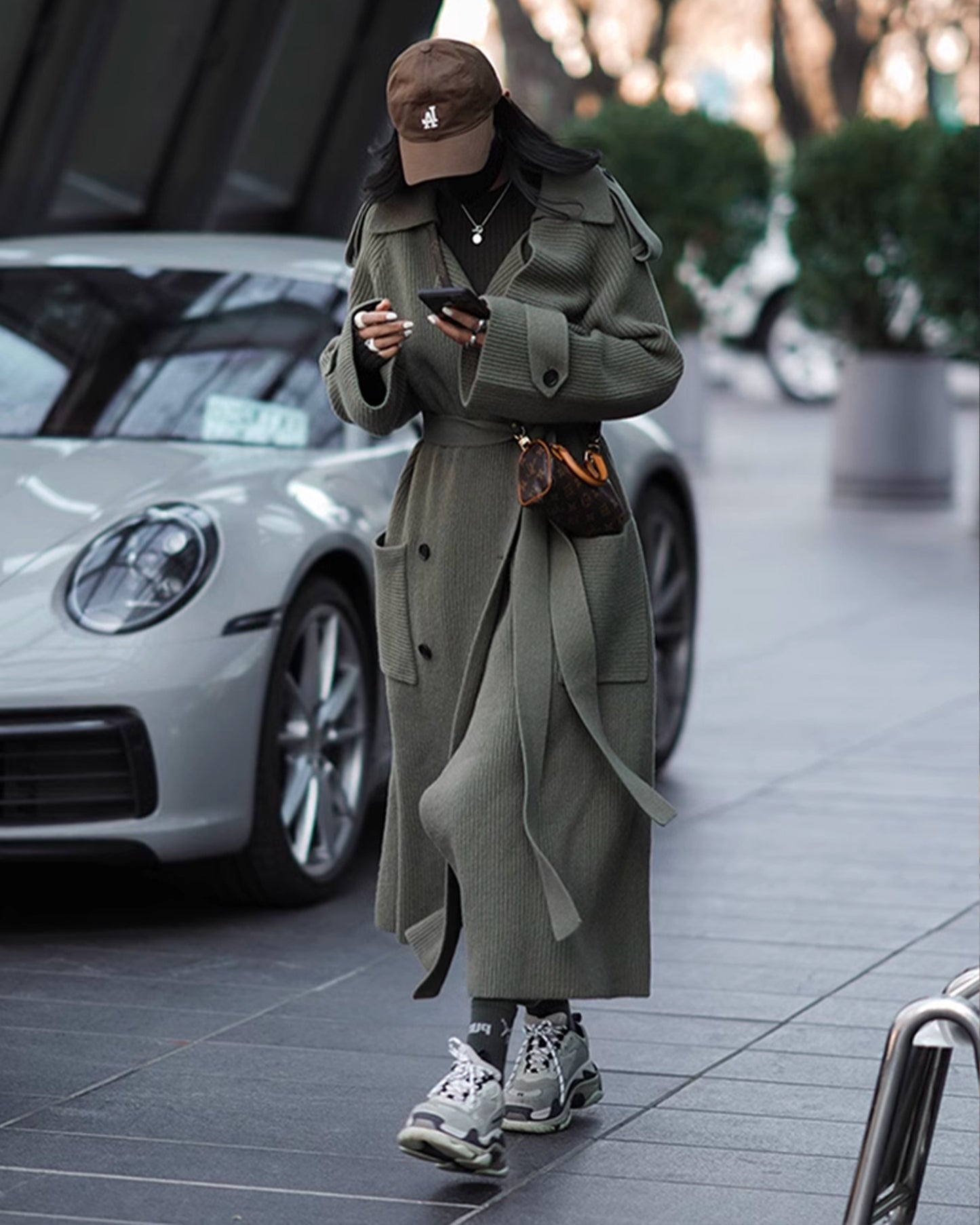 Veste pull coupe-vent longue et résistante haut de gamme avec un design ample et un cardigan tricoté de style paresseux pour les femmes en automne et en hiver