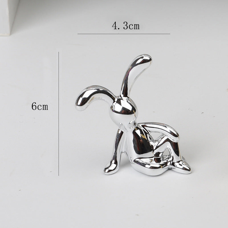 Lapin à longues oreilles assis, dessin animé créatif, ornement, décoration de maison
