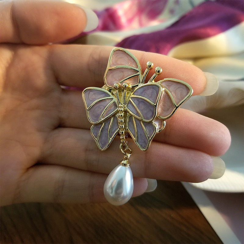 Tender Butterfly Brosch Kvinnlig Sidenscarf Knapp Tecknad Emalj Midja Stängningsnål Pärla Tillbehör
