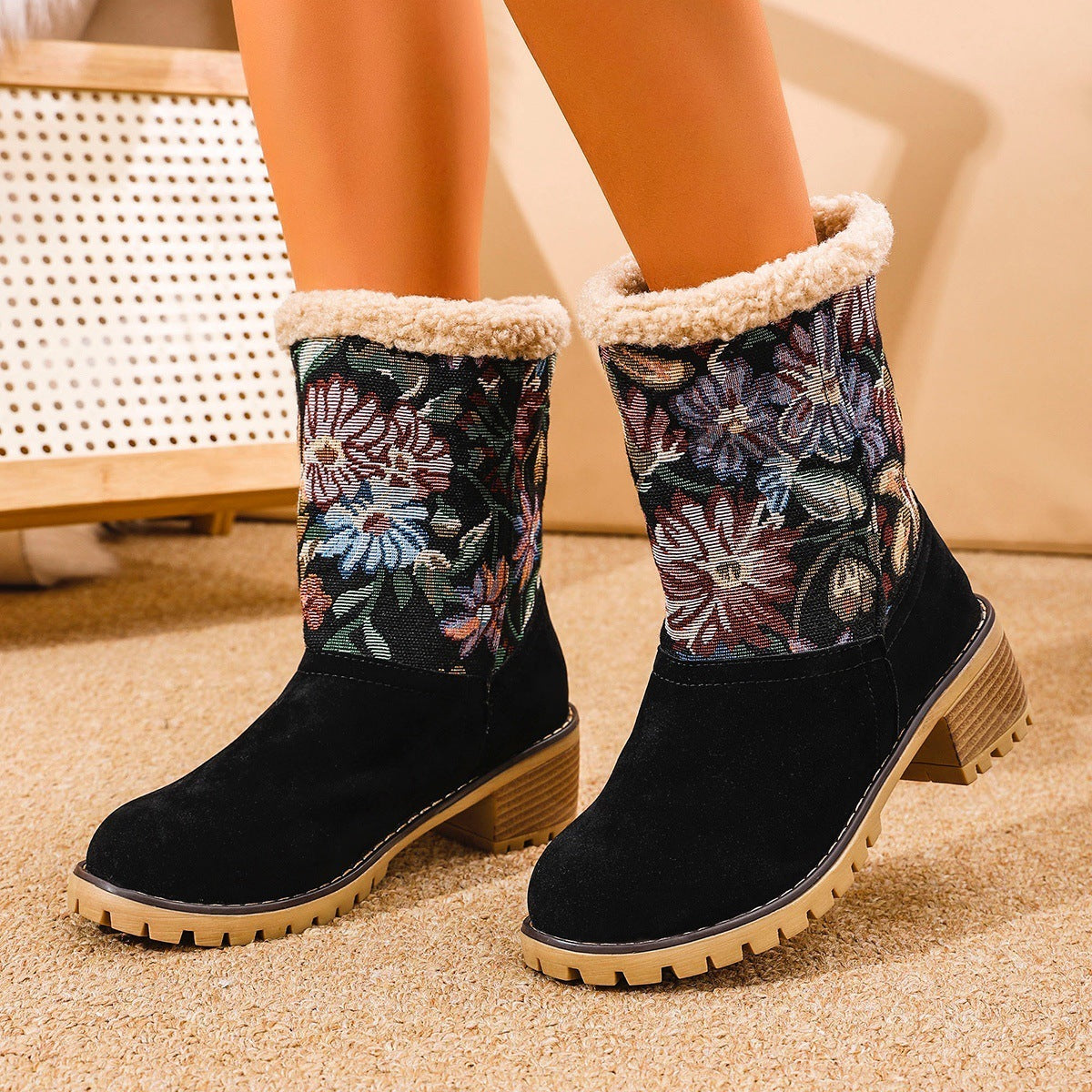 Women's Flower Embroidered Snow Boots - Ethnic Platform Square Heel