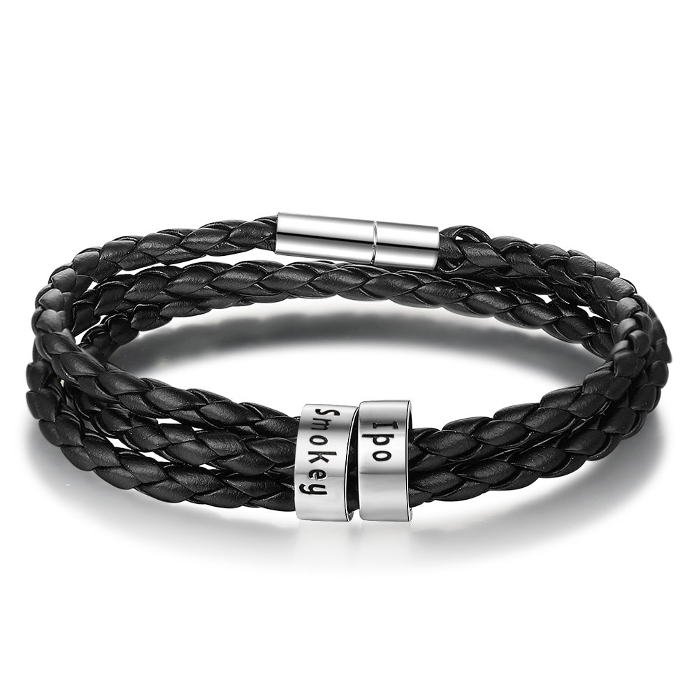 Personligt flätat läderarmband i rostfritt stål med pärlor och namnberlocker för män med efternamn