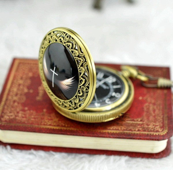 Angel Wings Vintage Gold Classic Skull Quartz Watch - Unique Statement Elegant Intriguing Conversation Starter High-Quality