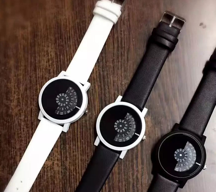 Platine tournante personnalité montre de mode mode simple montre version coréenne du concept montre à quartz ceinture étudiant couple table