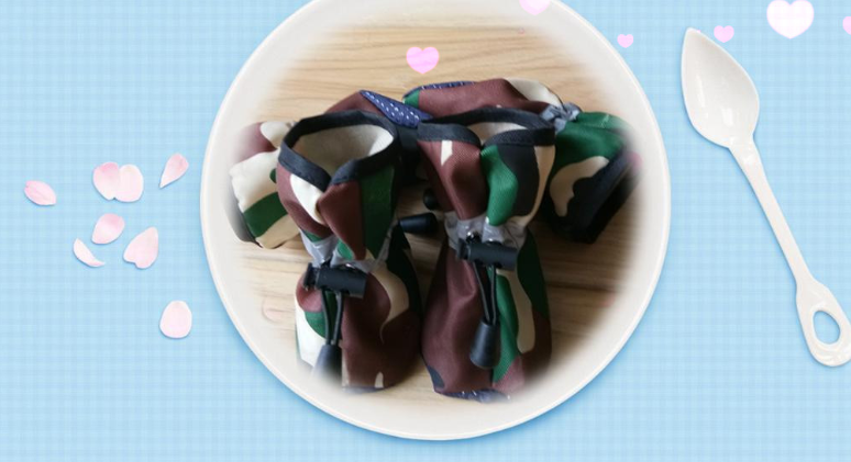 Chaussures de chien élégantes pour chiot en bâche de conception unique