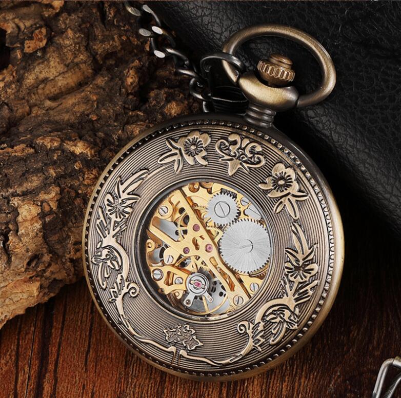 Large Flip Mechanical Pocket Watch Roman Carved Hollow Classic Mechanical Watch - Elegant Intricate Modern Reliable Artistry