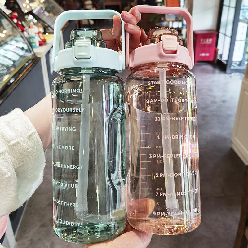 Stor plastkopp bärbar vattenflaska