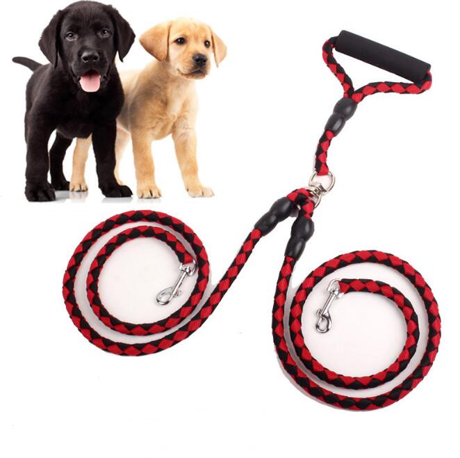 Dubbelsidigt dragrep för promenader med hunden Hand-dubbeländat dragrep ett plus två koppel Halsband Djurtillbehör Hundhalsband
