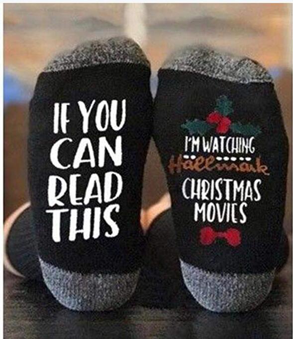 Ny rolig vinter Kreativ konst Bokstäver Vinstrumpor Julklapp om du kan läsa Titta på julfilmer Hem