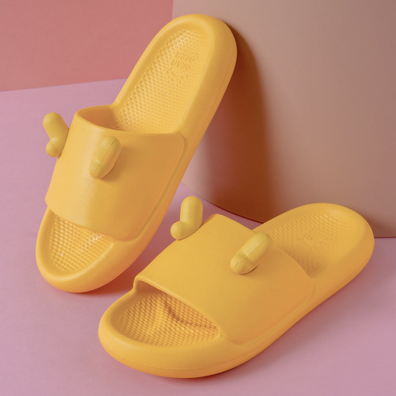 Male Summer Bathing With Thick-soled Slippers