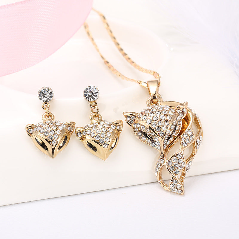 Stylish Fox Necklace Earring Set